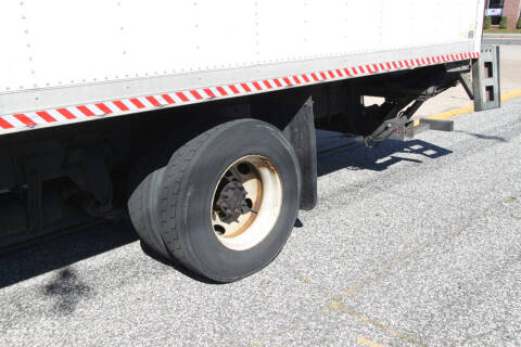 2015 Freightliner M2 106