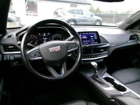 2023 Cadillac CT4 Premium Luxury