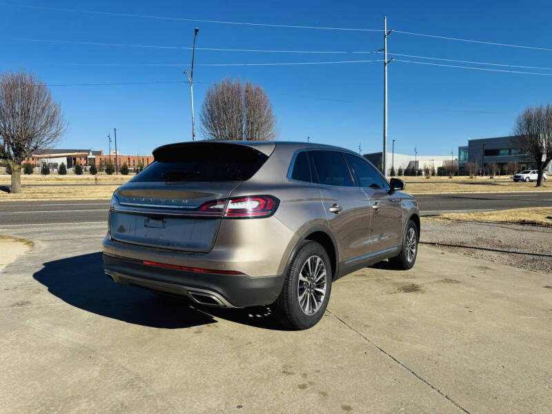 2021 Lincoln Nautilus Standard