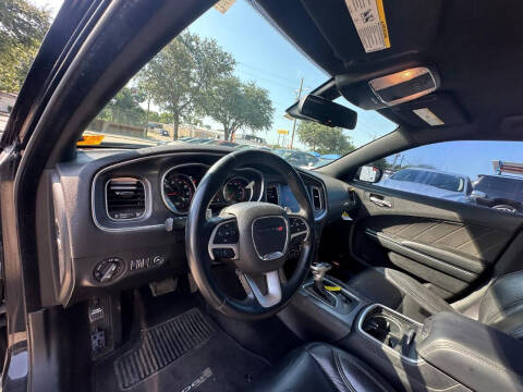 2015 Dodge Charger SXT