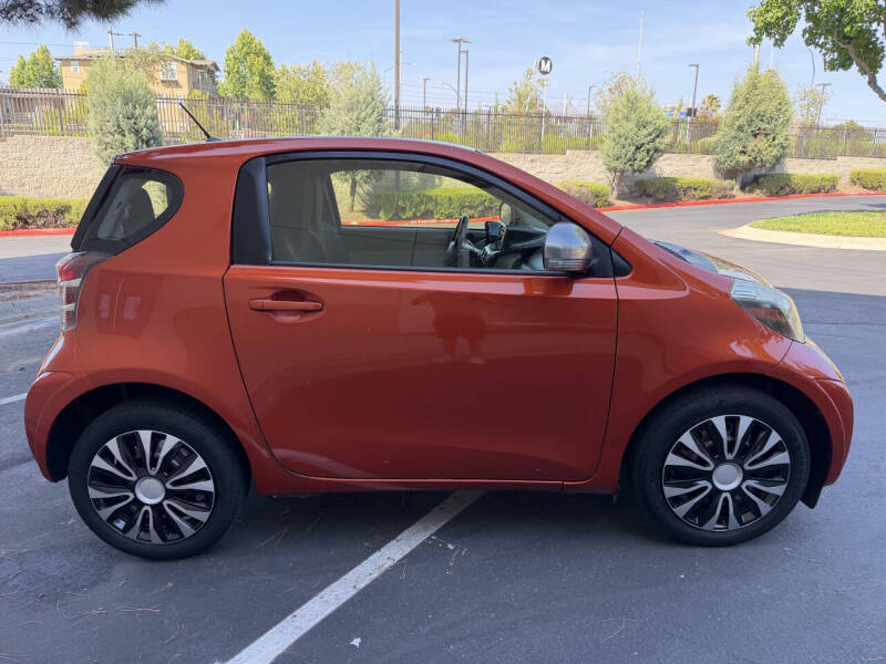 2013 Scion iQ
