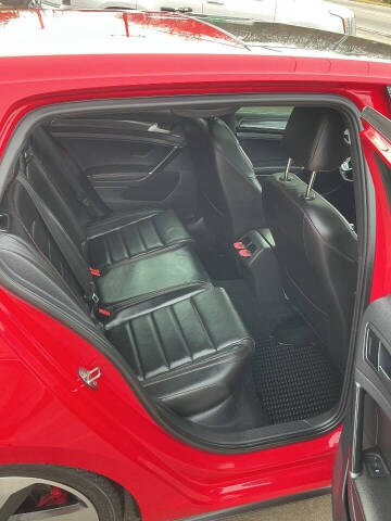 2020 Volkswagen Golf GTI SE