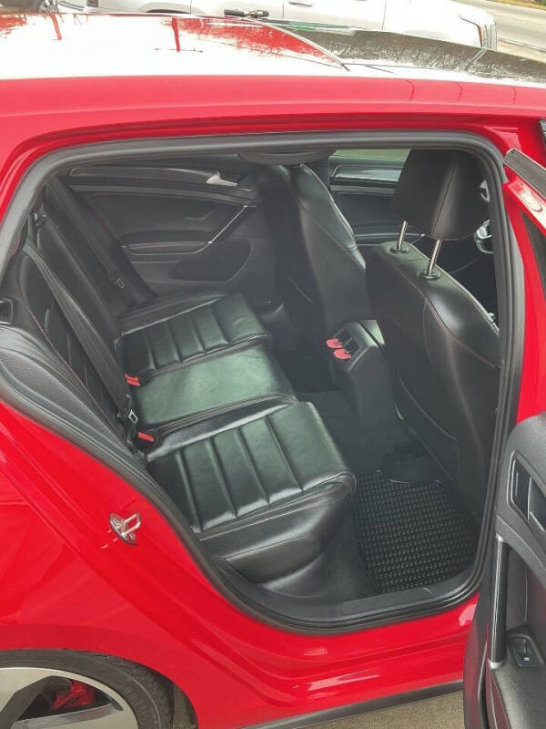 2020 Volkswagen Golf GTI SE