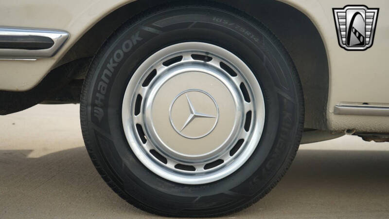 1971 Mercedes-Benz C-Class