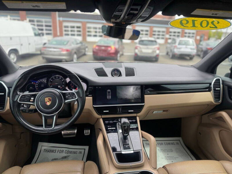 2019 Porsche Cayenne S