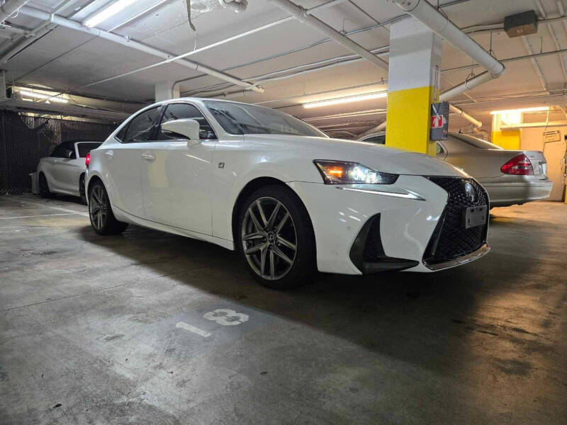2019 Lexus IS 300