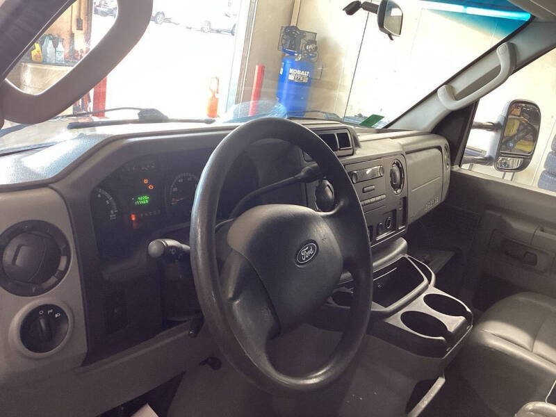 2011 Ford E-Series