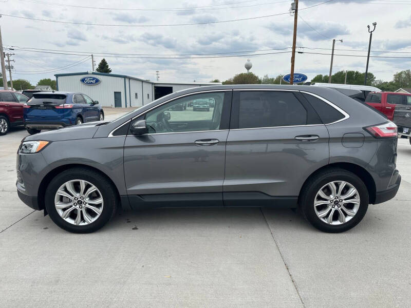 2024 Ford Edge Titanium