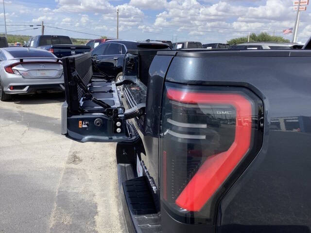 2026 GMC Sierra EV Elevation