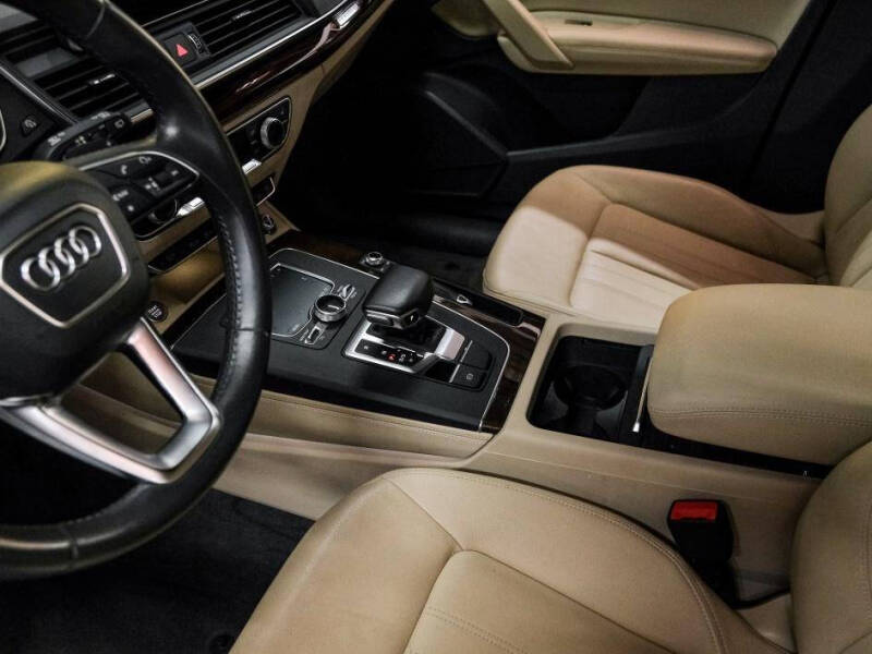 2019 Audi Q5 quattro Premium Plus 45 TFSI