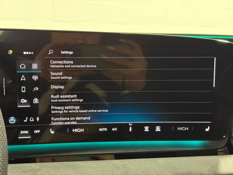 2025 Audi SQ6 e-tron quattro Prestige