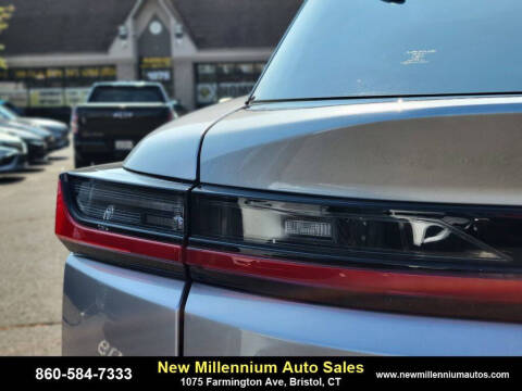 2023 Lexus RZ 450e Luxury