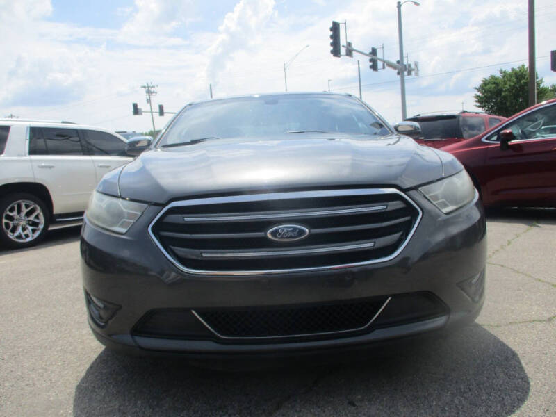 2015 Ford Taurus Limited