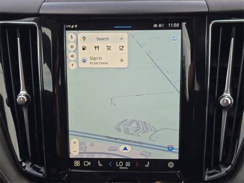 2024 Volvo XC60 B5 Core Dark Theme