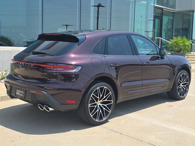 2025 Porsche Macan