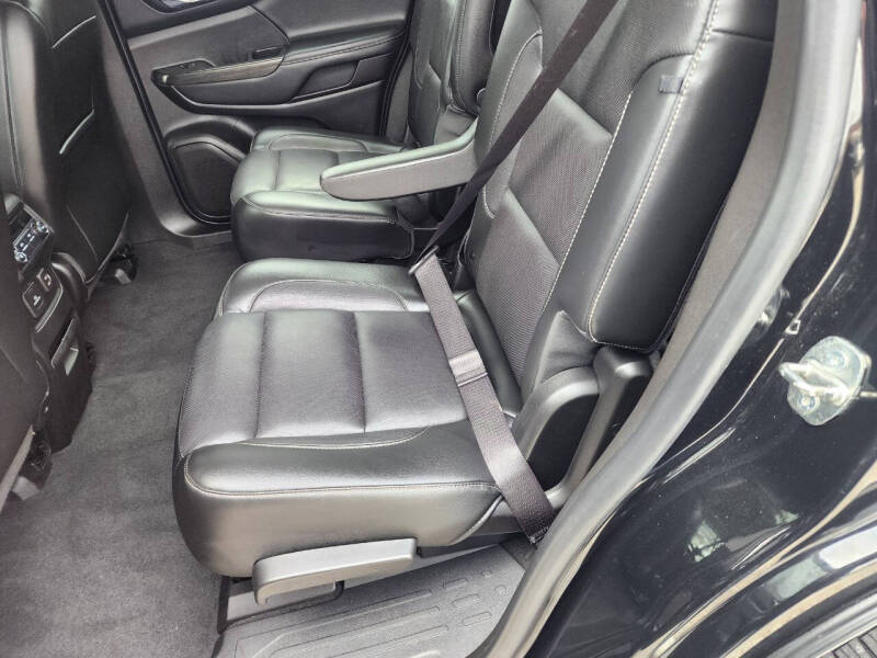 2019 GMC Acadia SLT-1