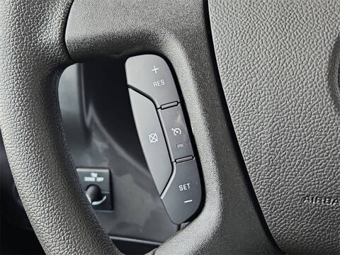 2025 Chevrolet Express 2500