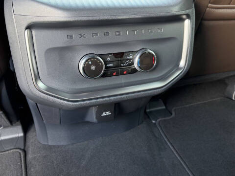 2027 Ford Expedition MAX King Ranch