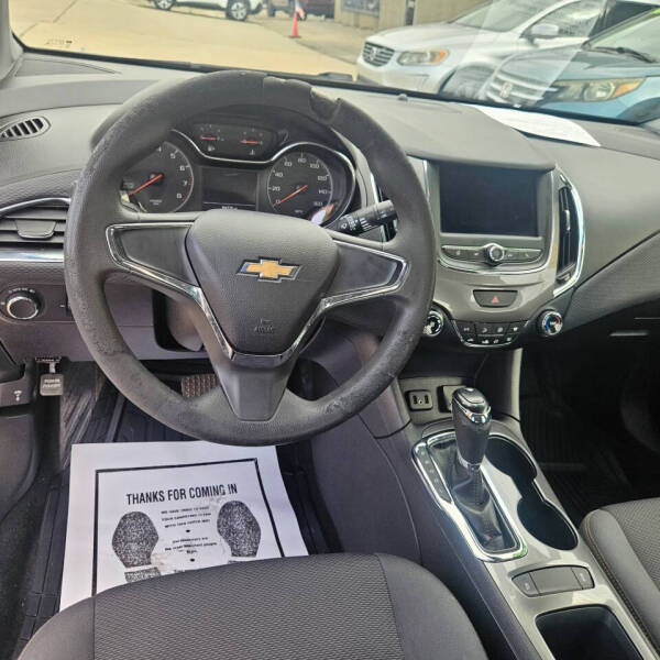 2019 Chevrolet Cruze LS