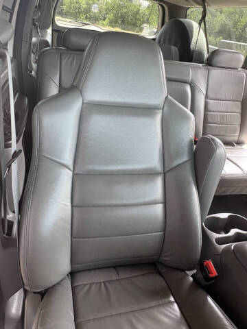 2005 Ford Excursion XLT