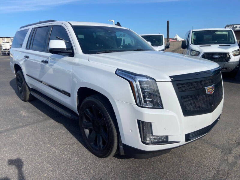2017 Cadillac Escalade ESV Luxury