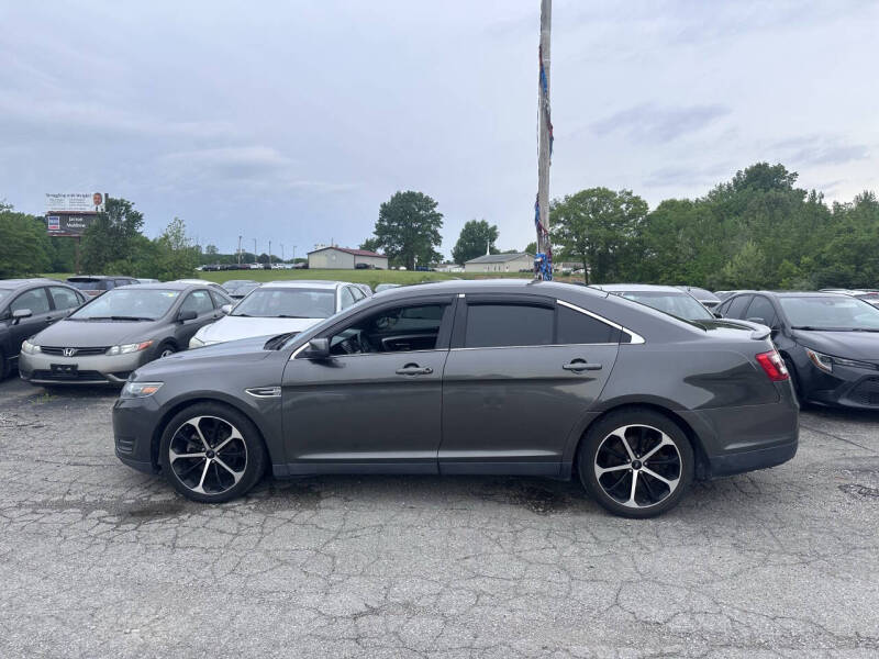 2016 Ford Taurus SEL