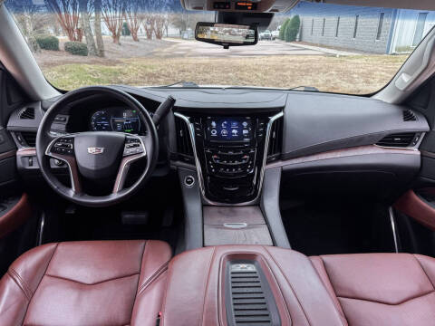 2018 Cadillac Escalade ESV Luxury