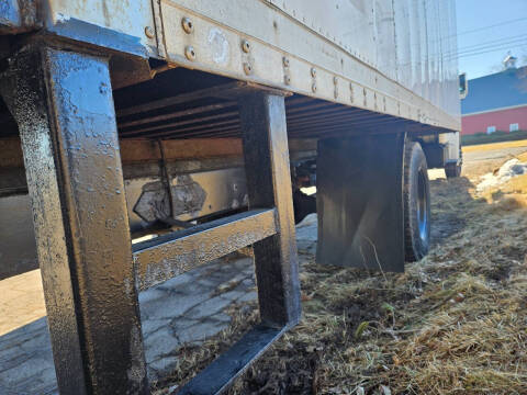 2002 Freightliner F70