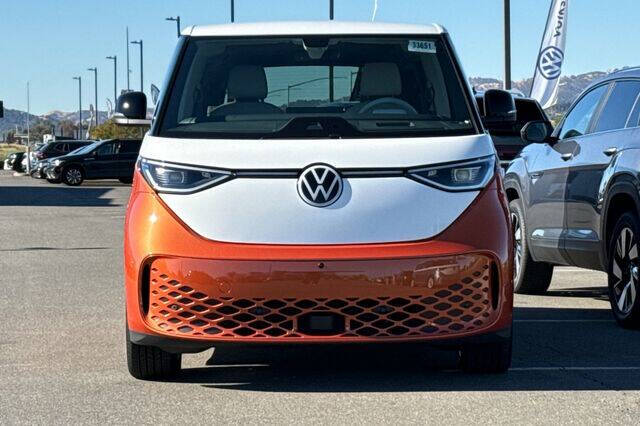 2025 Volkswagen ID. Buzz Pro S Plus