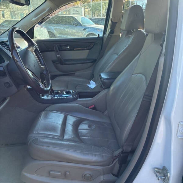 2016 GMC Acadia Denali