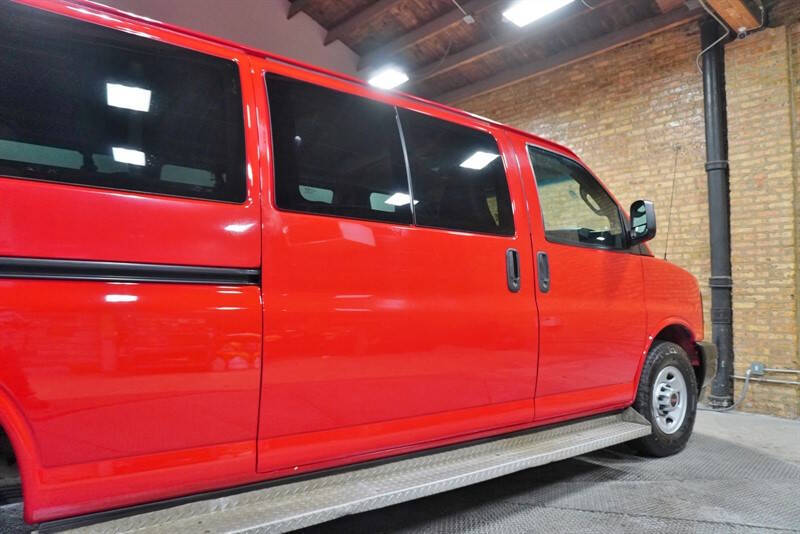 2017 GMC Savana LS 3500