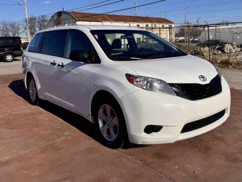 2017 Toyota Sienna L 7-Passenger