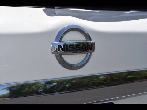 2017 Nissan Pathfinder SL