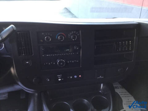 2022 Chevrolet Express 2500