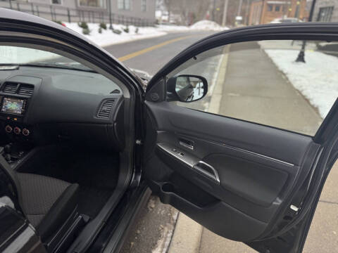 2018 Mitsubishi Outlander Sport ES