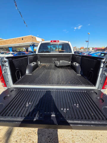 2005 Dodge Ram 1500 SLT