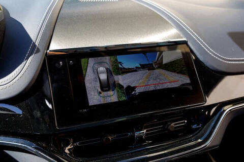 2025 Aston Martin DBX 707