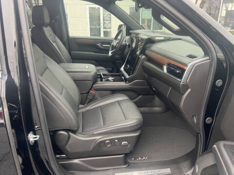 2025 GMC Yukon Denali