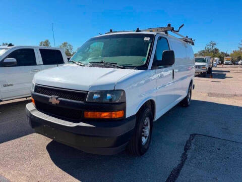 2022 Chevrolet Express 2500
