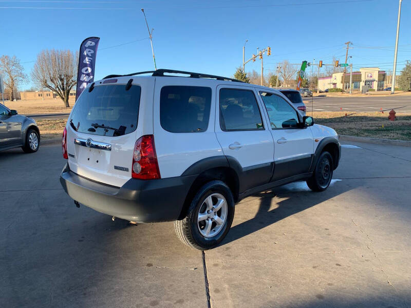 2005 Mazda Tribute i