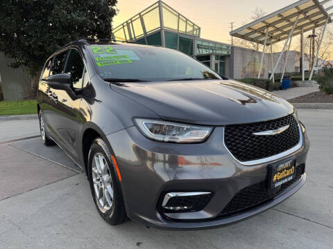 2022 Chrysler Pacifica Touring