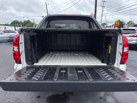 2011 Chevrolet Avalanche LS