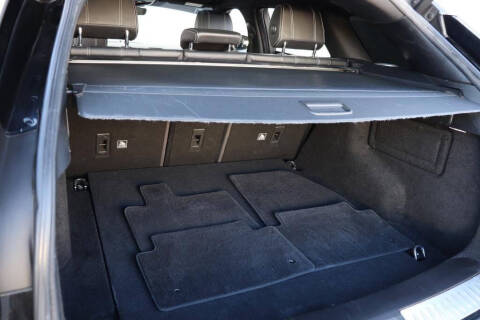 2018 Land Rover Range Rover Velar P380 R-Dynamic SE