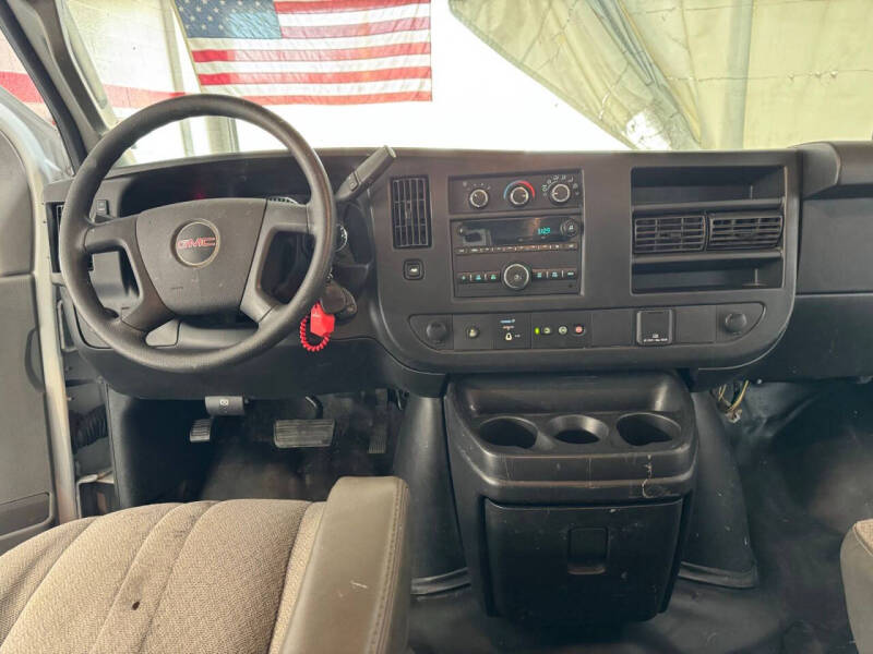 2018 GMC Savana 2500