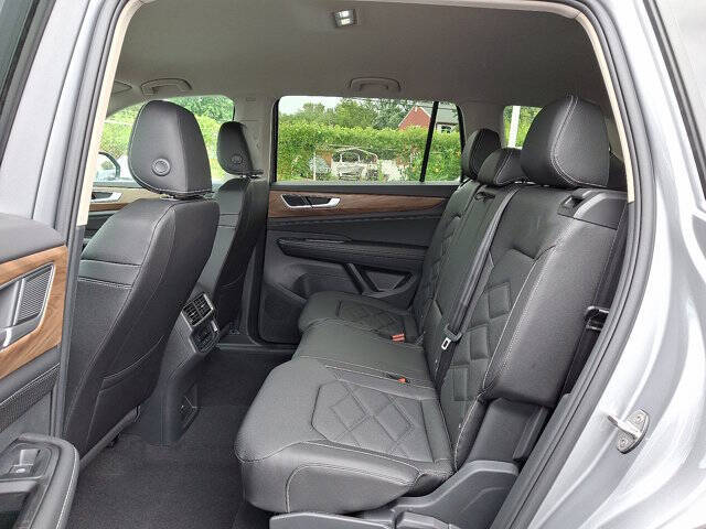 2025 Volkswagen Atlas SE 4Motion