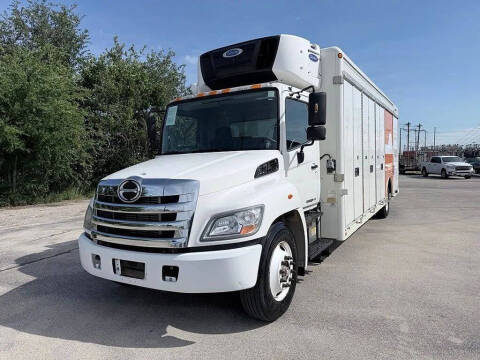 2012 Hino 338