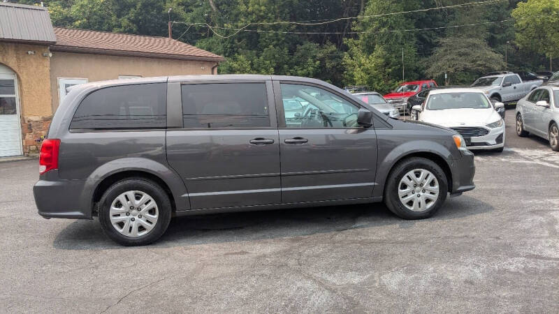 2017 Dodge Grand Caravan SE