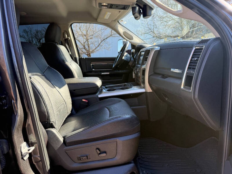 2016 RAM 3500 Laramie