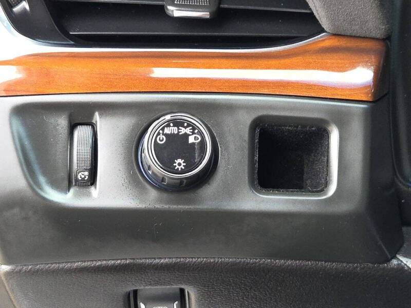 2018 Cadillac Escalade Premium Luxury