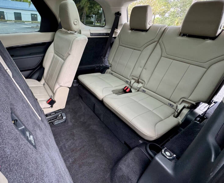 2018 Land Rover Discovery SE